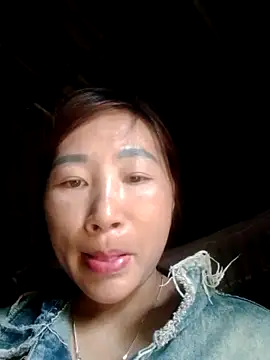 Fading roses online show from April 2026 02:14:01 AM