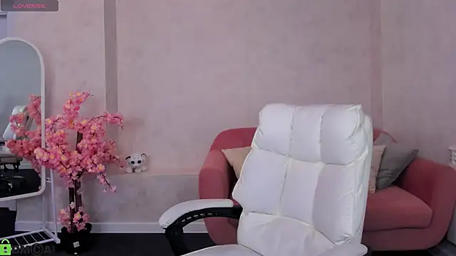 Snapshot of Marie_Hayes chatting on June 2026 01:32:02 AM Marie Hayes online show from June 2026 01:32:02 AM