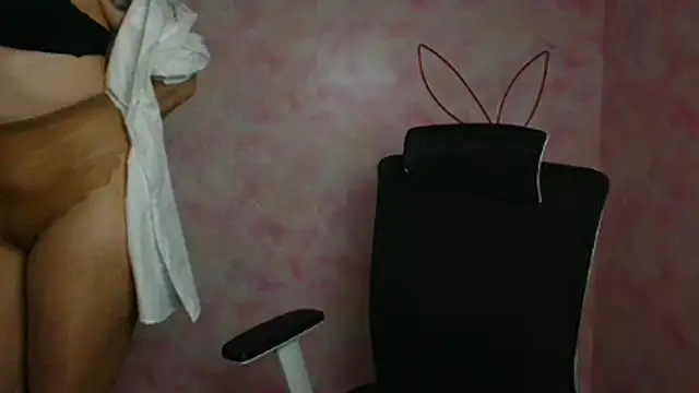 Madonna Fire online show from April 2026 12:12:01 PM