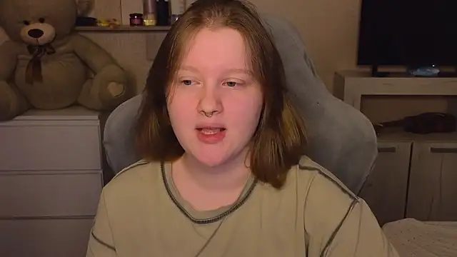 Ol1via online show from March 2026 01:55:01 AM