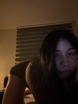Snapshot of evelynrosess1 chatting on April 2026 03:43:01 AM evelynrosess1 online show from April 2026 03:43:01 AM