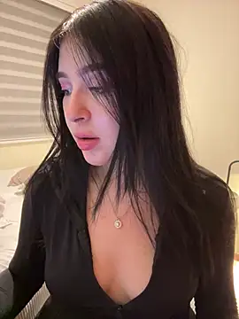Snapshot of evelynrosess1 chatting on May 2026 04:42:01 AM evelynrosess1 online show from May 2026 04:42:01 AM