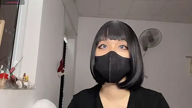 Snapshot of Tieu-May chatting on February 2026 07:31:01 AM Tieu-May online show from February 2026 07:31:01 AM