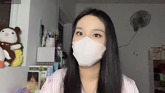 Tieu-May online show from April 2026 08:36:01 PM