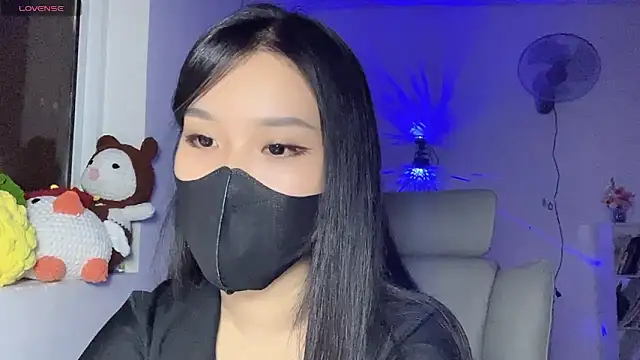Snapshot of Tieu-May chatting on June 2026 07:54:02 AM Tieu-May online show from June 2026 07:54:02 AM