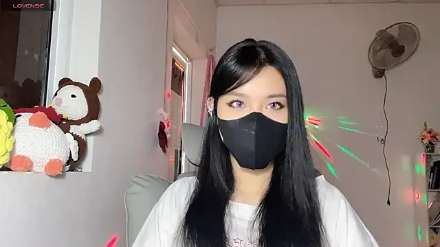 Snapshot of Tieu-May chatting on June 2026 07:36:01 AM Tieu-May online show from June 2026 07:36:01 AM