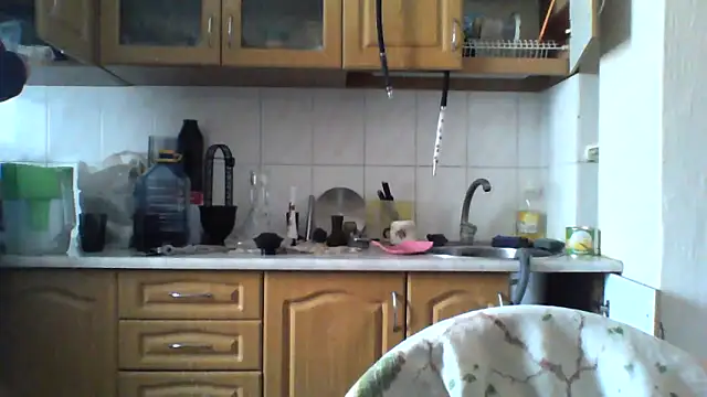 KaelNox online show from April 2026 08:37:01 AM