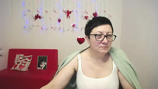 EmilyL0ve online show from February 2026 06:15:02 PM