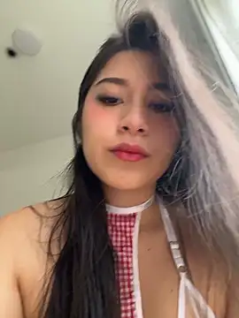 Valen Martiinez online show from January 2026 02:11:01 PM