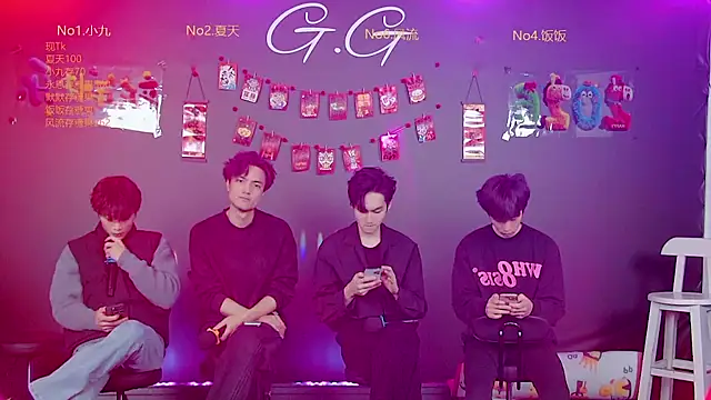 GG-boy002 online show from January 2026 08:40:02 AM