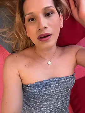 Snapshot of milablossom01 chatting on February 2026 10:25:02 PM milablossom01 online show from February 2026 10:25:02 PM