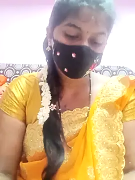 Snapshot of Tamil_Hot_Anu chatting on April 2026 10:33:02 PM Tamil Hot Anu online show from April 2026 10:33:02 PM