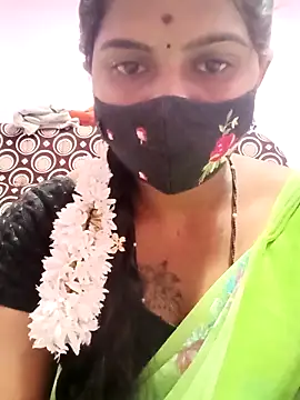 Snapshot of Tamil_Hot_Anu chatting on April 2026 04:59:01 PM Tamil Hot Anu online show from April 2026 04:59:01 PM