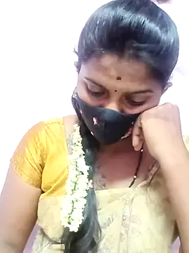 Snapshot of Tamil_Hot_Anu chatting on April 2026 05:41:02 PM Tamil Hot Anu online show from April 2026 05:41:02 PM