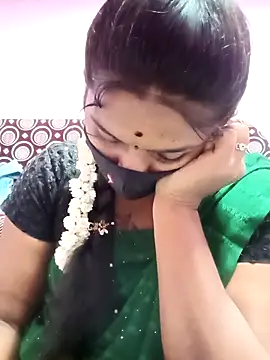 Snapshot of Tamil_Hot_Anu chatting on May 2026 02:44:02 PM Tamil Hot Anu online show from May 2026 02:44:02 PM