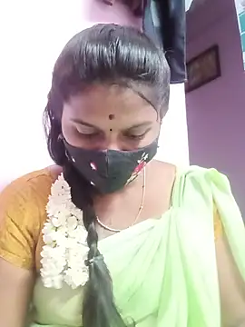 Snapshot of Tamil_Hot_Anu chatting on May 2026 02:46:01 PM Tamil Hot Anu online show from May 2026 02:46:01 PM