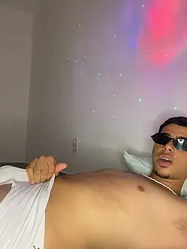 lzinho9153 online show from January 2026 12:49:02 AM