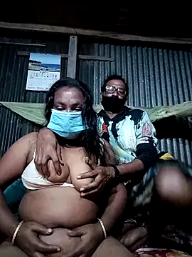 Snapshot of Hot-headed chatting on February 2026 05:06:02 PM Hot-headed online show from February 2026 05:06:02 PM