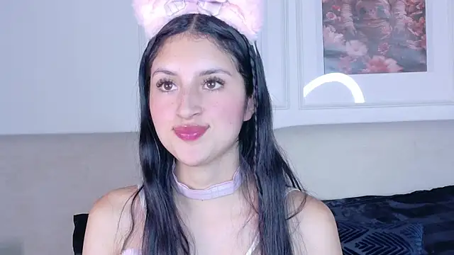 soffy hilltom online show from March 2026 12:08:01 PM