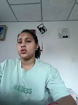 Snapshot of Selene_Voon chatting on April 2026 10:59:01 PM Selene Voon online show from April 2026 10:59:01 PM