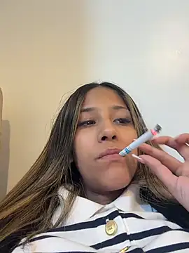 vicky bass  online show from May 2026 03:14:02 AM