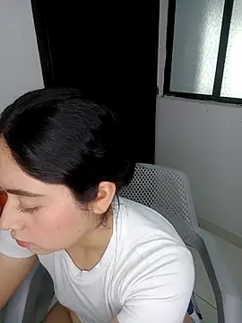 SweetAlbedo online show from February 2026 09:02:01 PM