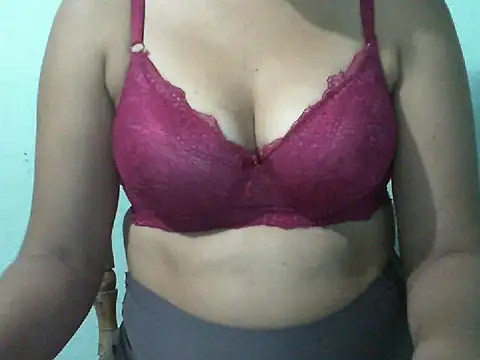 anacarada online show from February 2026 10:26:01 PM
