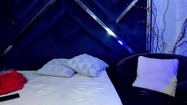 Sue blue online show from February 2026 03:17:01 AM