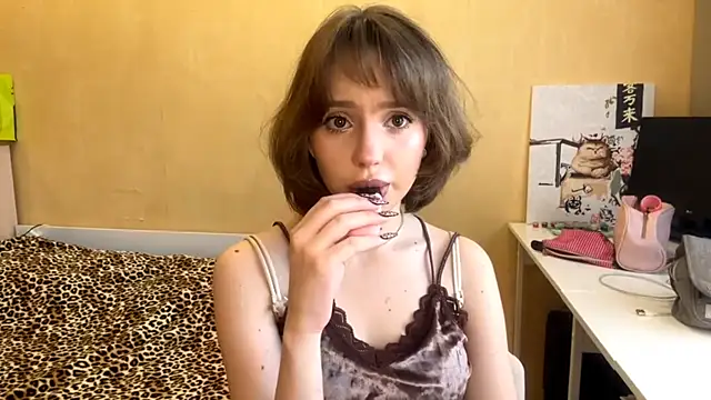 lil glow online show from January 2026 10:29:02 AM