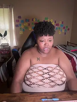 Snapshot of Chocolatebunnyxx96 chatting on May 2026 06:58:01 PM Chocolatebunnyxx96 online show from May 2026 06:58:01 PM