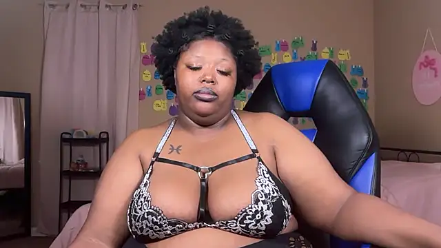 Snapshot of Chocolatebunnyxx96 chatting on July 2026 03:45:02 AM Chocolatebunnyxx96 online show from July 2026 03:45:02 AM
