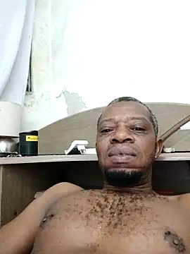 Negaomalinha1 online show from March 2026 06:13:01 PM