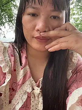 Snapshot of Suni-ii chatting on May 2026 01:56:01 AM Suni-ii online show from May 2026 01:56:01 AM