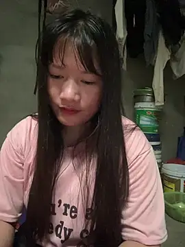 Snapshot of Suni-ii chatting on May 2026 11:21:01 PM Suni-ii online show from May 2026 11:21:01 PM