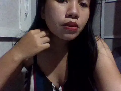 Snapshot of sweetprinces08 chatting on February 2026 12:21:01 PM sweetprinces08 online show from February 2026 12:21:01 PM