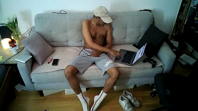 teamrocket1433 online show from April 2026 09:30:01 AM