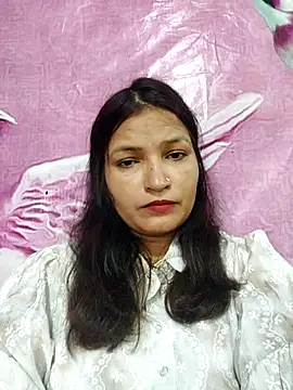 Snapshot of Priyaa_1433 chatting on July 2026 07:22:01 AM Priyaa 1433 online show from July 2026 07:22:01 AM