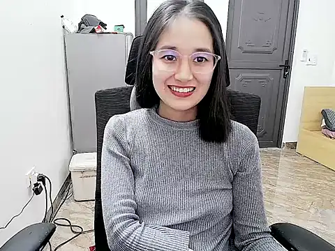 Shulee- online show from January 2026 04:05:01 AM