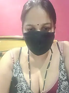 Snapshot of 01Roshani chatting on June 2026 09:14:01 AM 01Roshani online show from June 2026 09:14:01 AM
