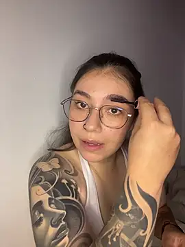 soffmoon online show from January 2026 11:41:02 PM