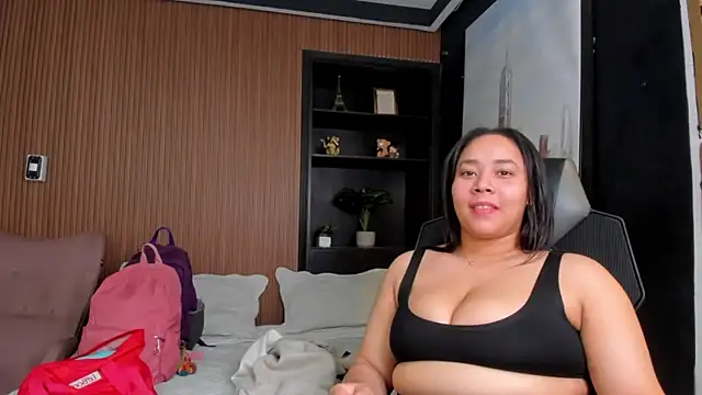 Snapshot of ThaliaBrookss_ chatting on February 2026 04:43:02 AM ThaliaBrookss online show from February 2026 04:43:02 AM