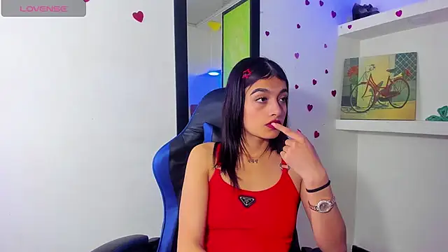 Snapshot of honeyluxe_ chatting on June 2026 08:12:02 PM honeyluxe online show from June 2026 08:12:02 PM