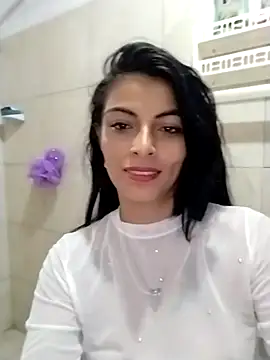 andrea rose69 online show from January 2026 01:24:01 PM