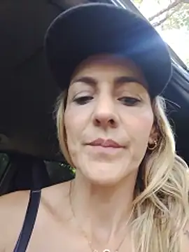Monita Med online show from May 2026 01:40:02 PM