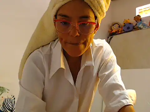 Snapshot of Elizabeth_manzon chatting on July 2026 07:53:01 PM Elizabeth manzon online show from July 2026 07:53:01 PM