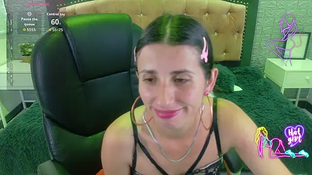 Snapshot of Nicolleth_tk chatting on February 2026 07:54:02 PM Nicolleth tk online show from February 2026 07:54:02 PM