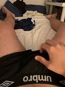 Snapshot of luzudn chatting on April 2026 01:36:01 AM luzudn online show from April 2026 01:36:01 AM