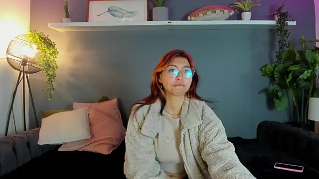 Kira Exe  online show from March 2026 11:32:01 AM