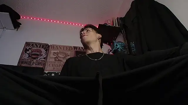 Snapshot of Anhony_Muscle chatting on January 2026 10:26:01 PM Anhony Muscle online show from January 2026 10:26:01 PM