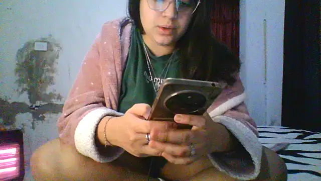 Snapshot of dulce_marrr chatting on May 2026 10:17:02 PM dulce marrr online show from May 2026 10:17:02 PM